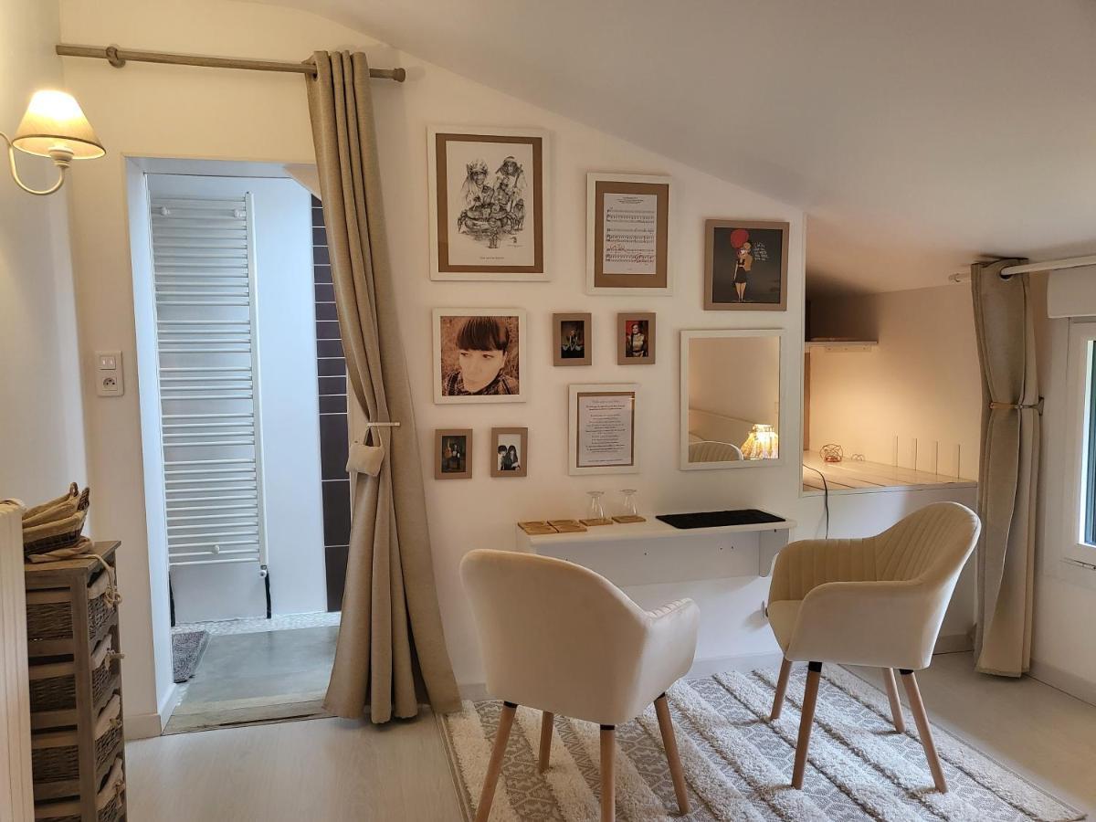 La Gobiniere Bed & Breakfast Saint-Mars-la-Reorthe Exterior photo