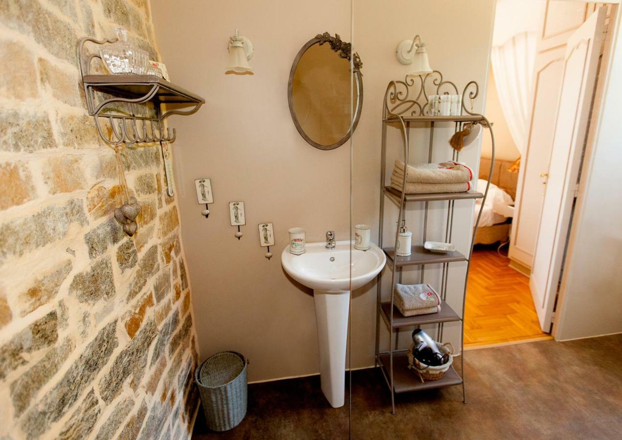 La Gobiniere Bed & Breakfast Saint-Mars-la-Reorthe Exterior photo